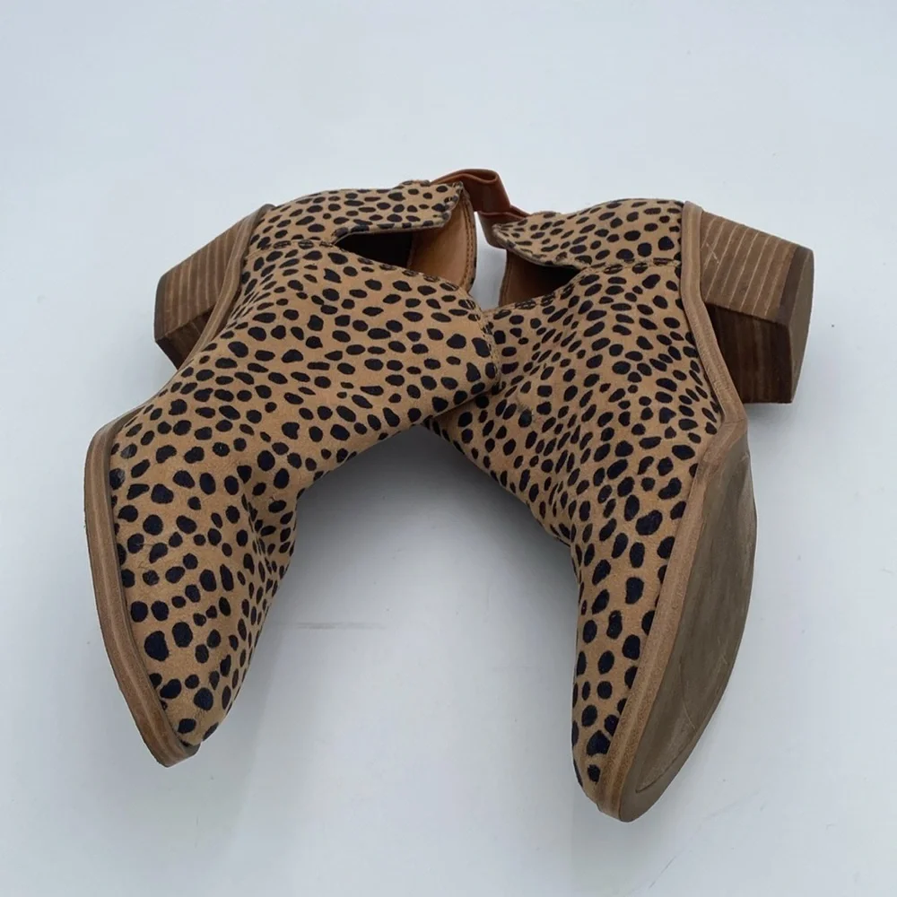Nine West Tan and Black Ankle Booties women 7.5 Casual festival retro office Y2K